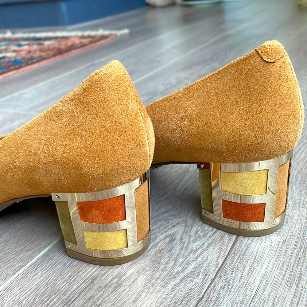 Nina originals Caramel Play Suede Pump